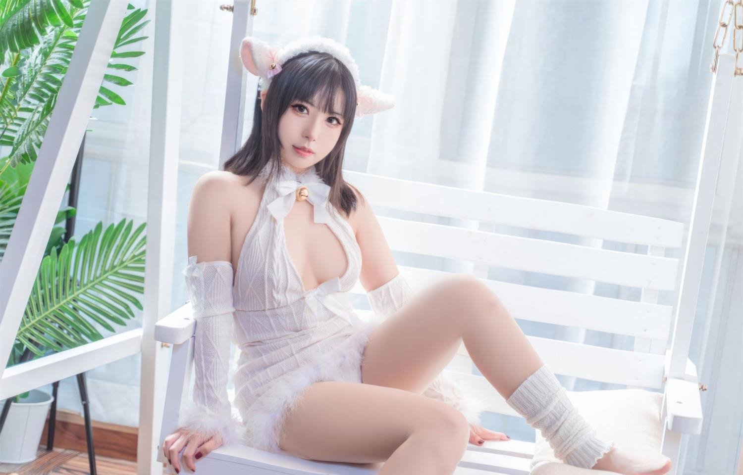 ��Ů��